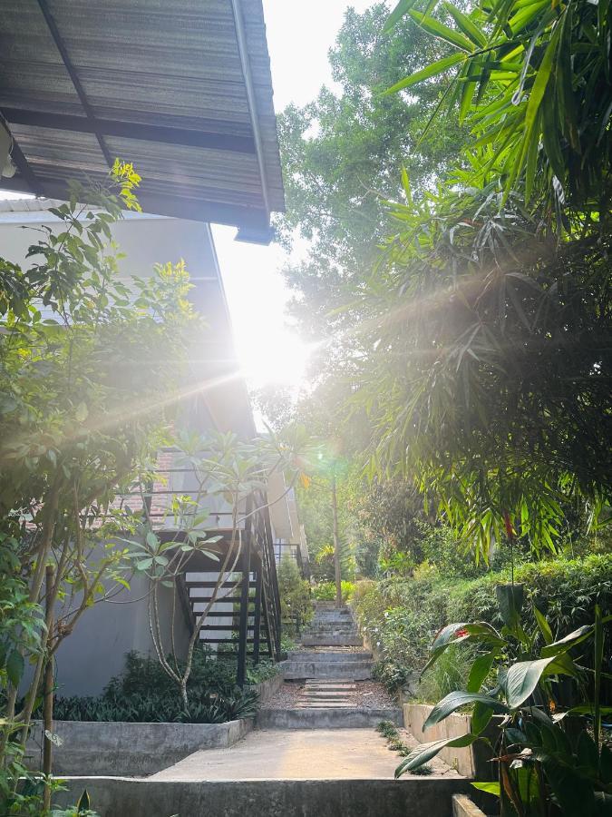 Live In Leaf Koh Tao Hostel Exterior photo